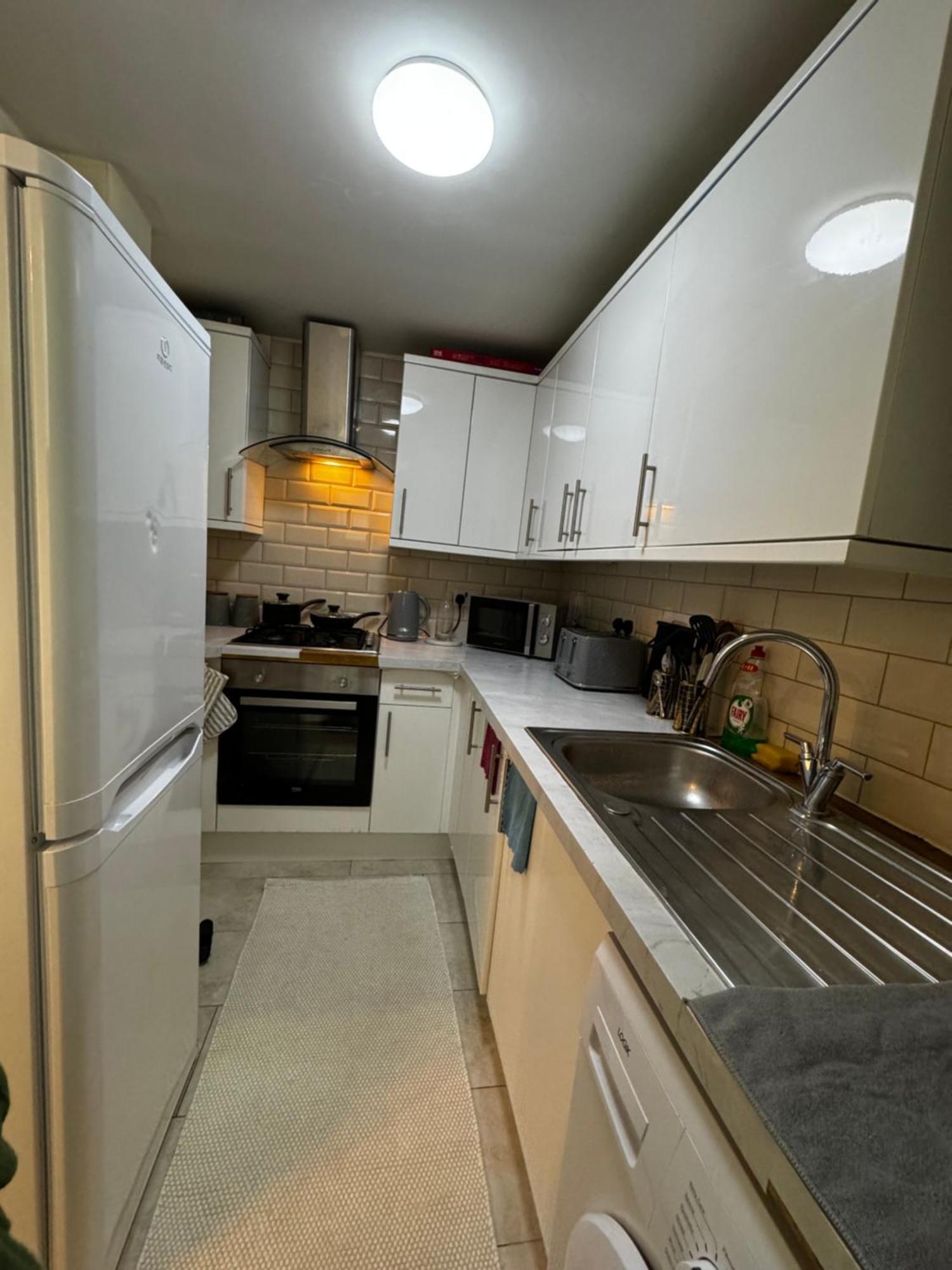 5 Min From Westfield, Stratford, , And Elizabeth Olympic Park With Free Netflix * Londres