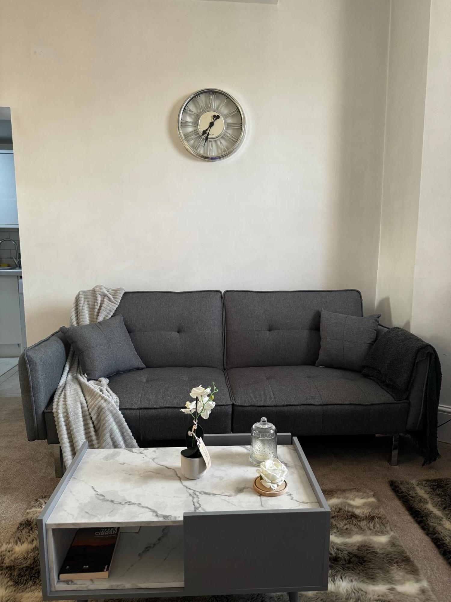 5 Min From Westfield, Stratford, , And Elizabeth Olympic Park With Free Netflix Apartamento