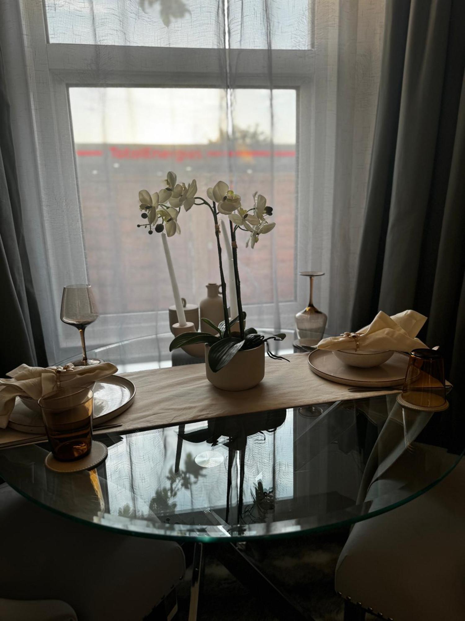 5 Min From Westfield, Stratford, , And Elizabeth Olympic Park With Free Netflix Apartamento *