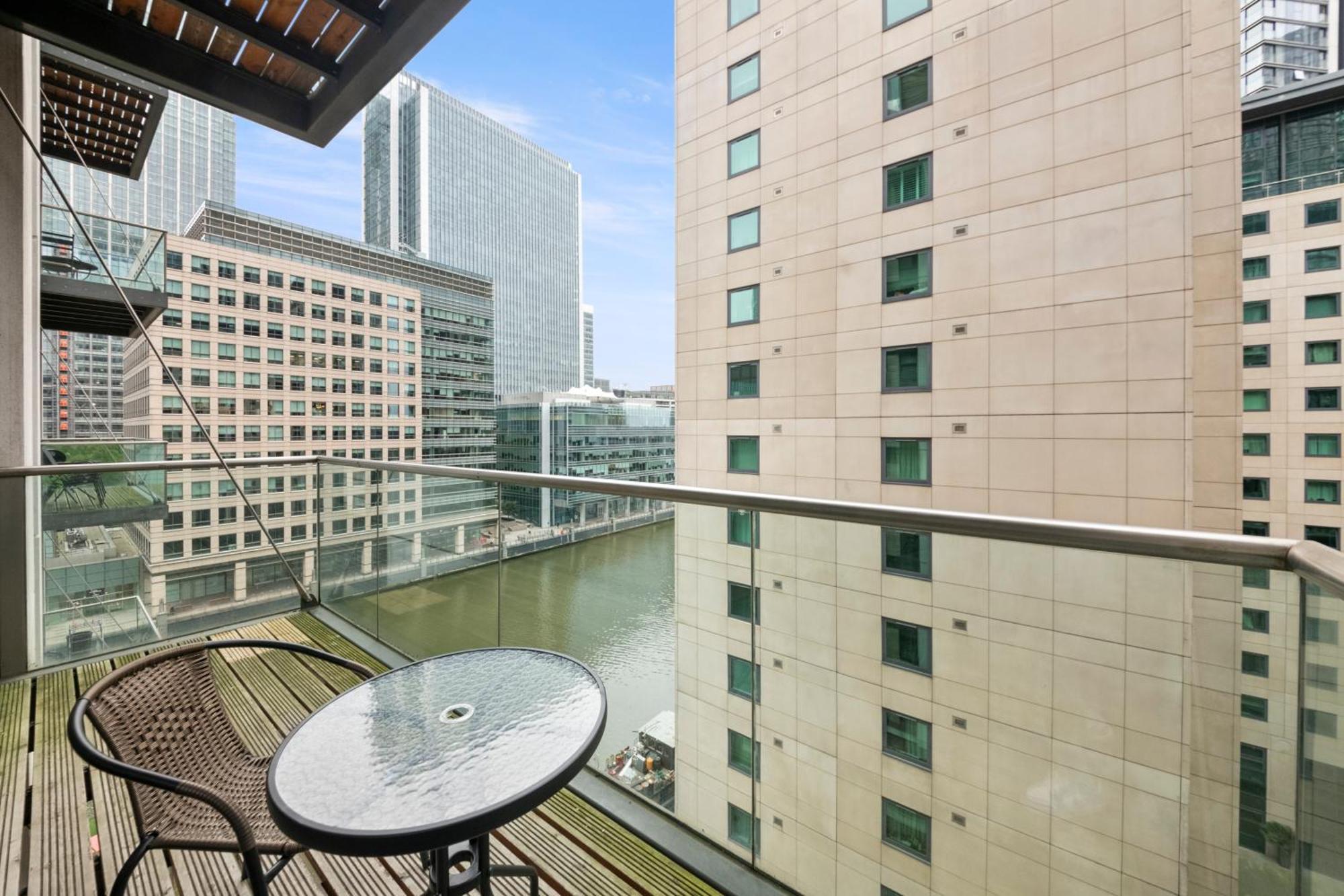 Apartment Londwell, Canary Wharf River Thames Balcony Penthouse *