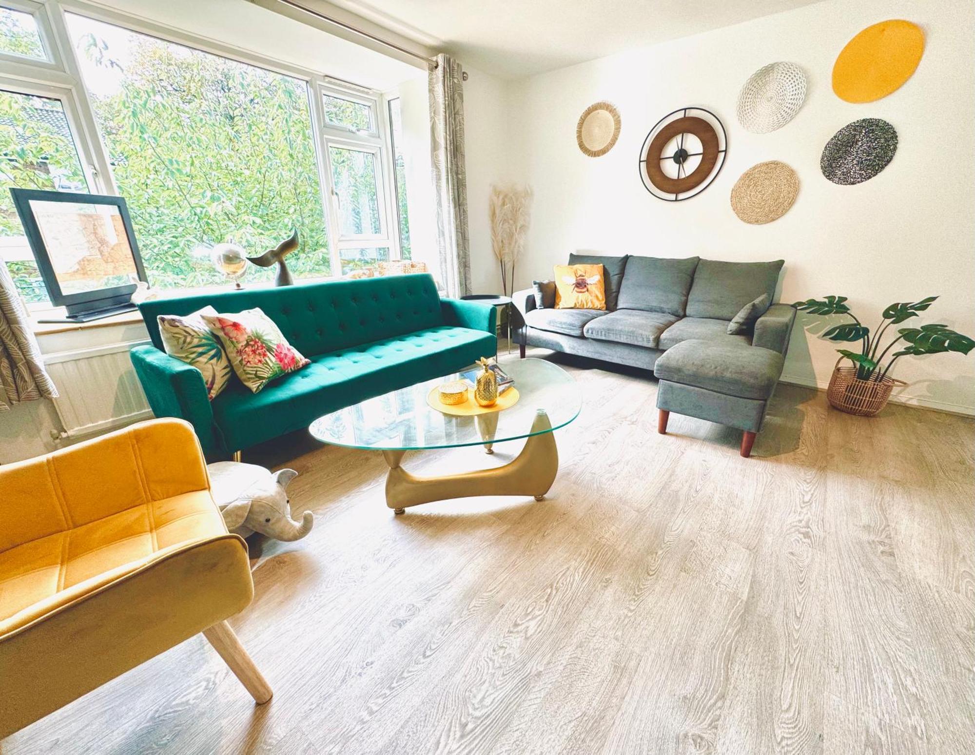 Spacious, Stylish Close To Transport Appartement Londres