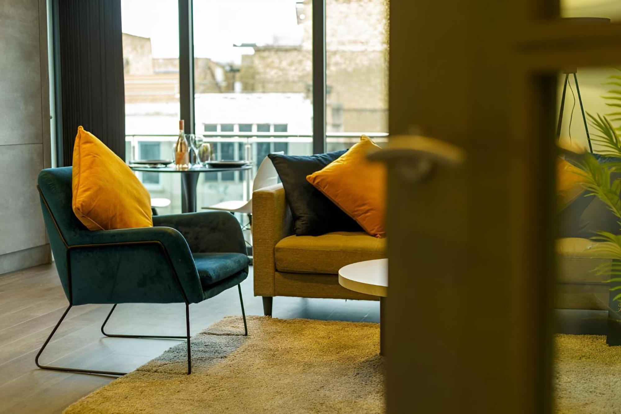 Apartment Hive - East *