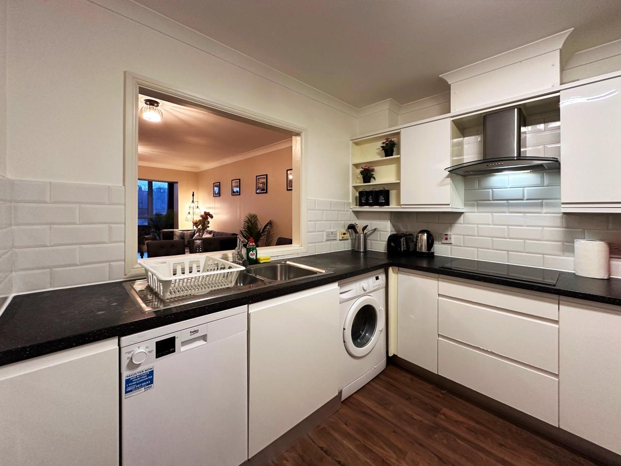 Betty's Place In Tower Hill - 2 Double Beds, Max 4 People, Great Location In Apartamento Londres