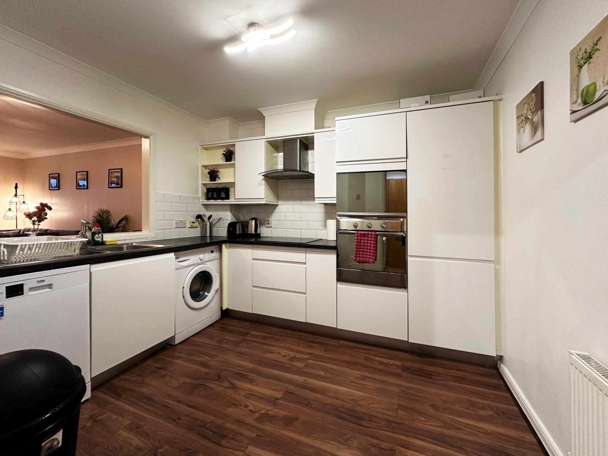 Betty's Place In Tower Hill - 2 Double Beds, Max 4 People, Great Location In Apartamento Londres