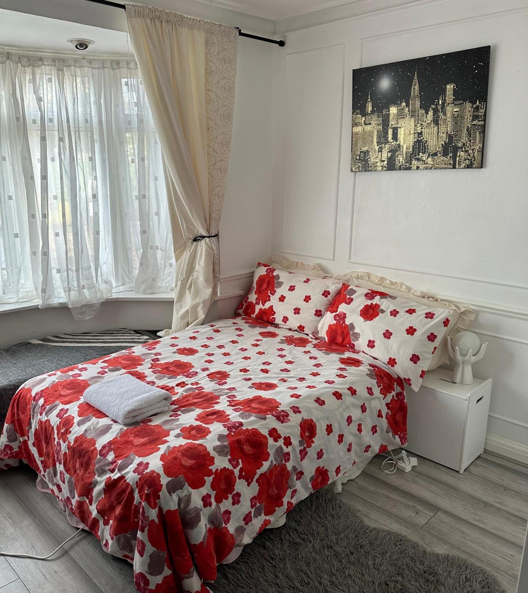 Habitación en casa particular Small Double Ovo Wembley Stadium Londres