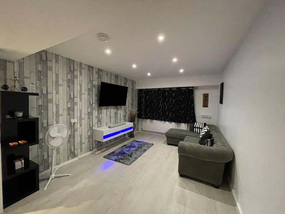 Cosy In Quiet Location Appartement *