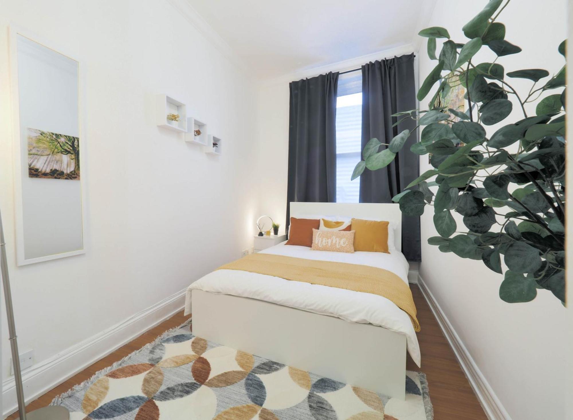 F1 Cozy 2 Bed Flat Opposite Olympia Sleeps 5 People Apartment London