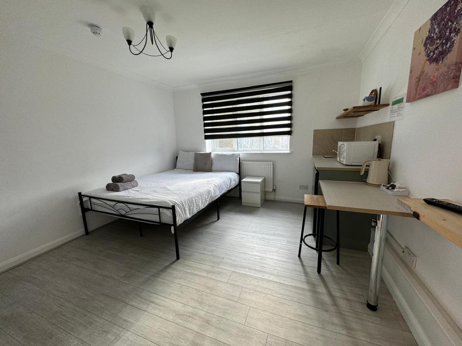 Newly Renovated & Ensuite Rooms! - Camberwell Apartamento Londres
