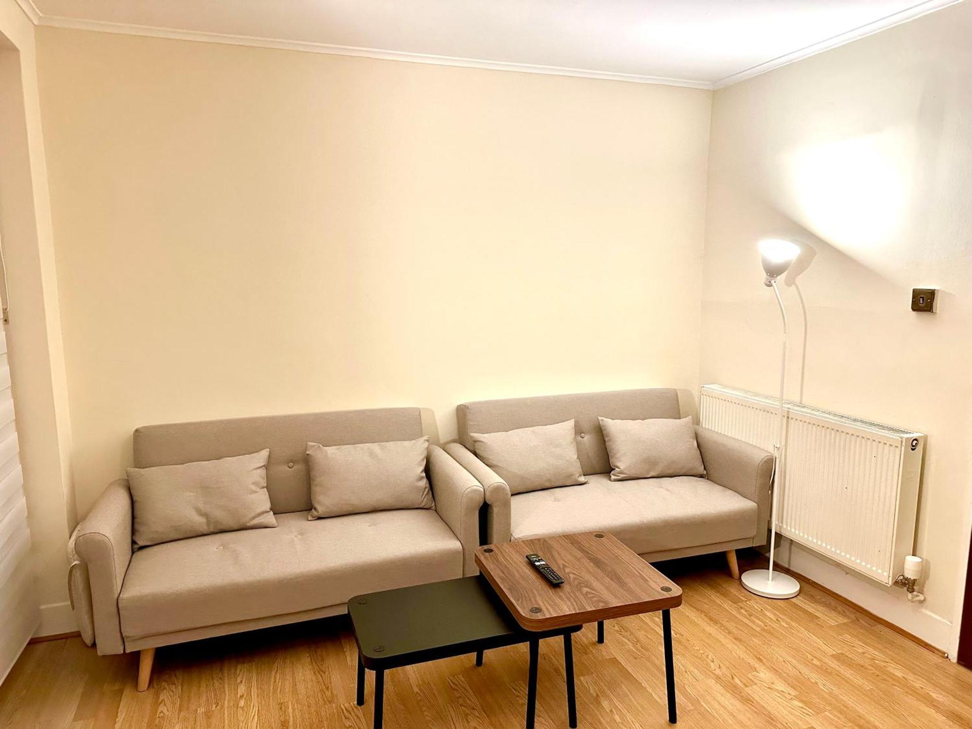 Apartamento Comfortable Two Bed Flat Near Richmond Park Londres