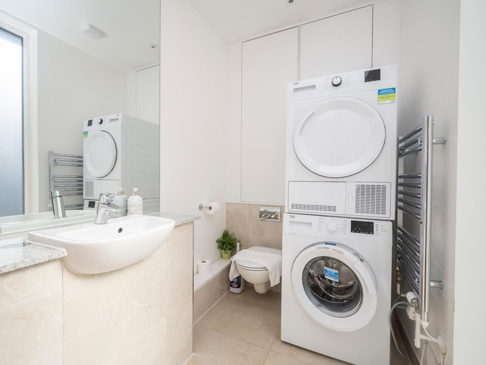 Hébergement de vacances Camberwell Central Spacious Townhouse Se5 Pass The Keys Londres