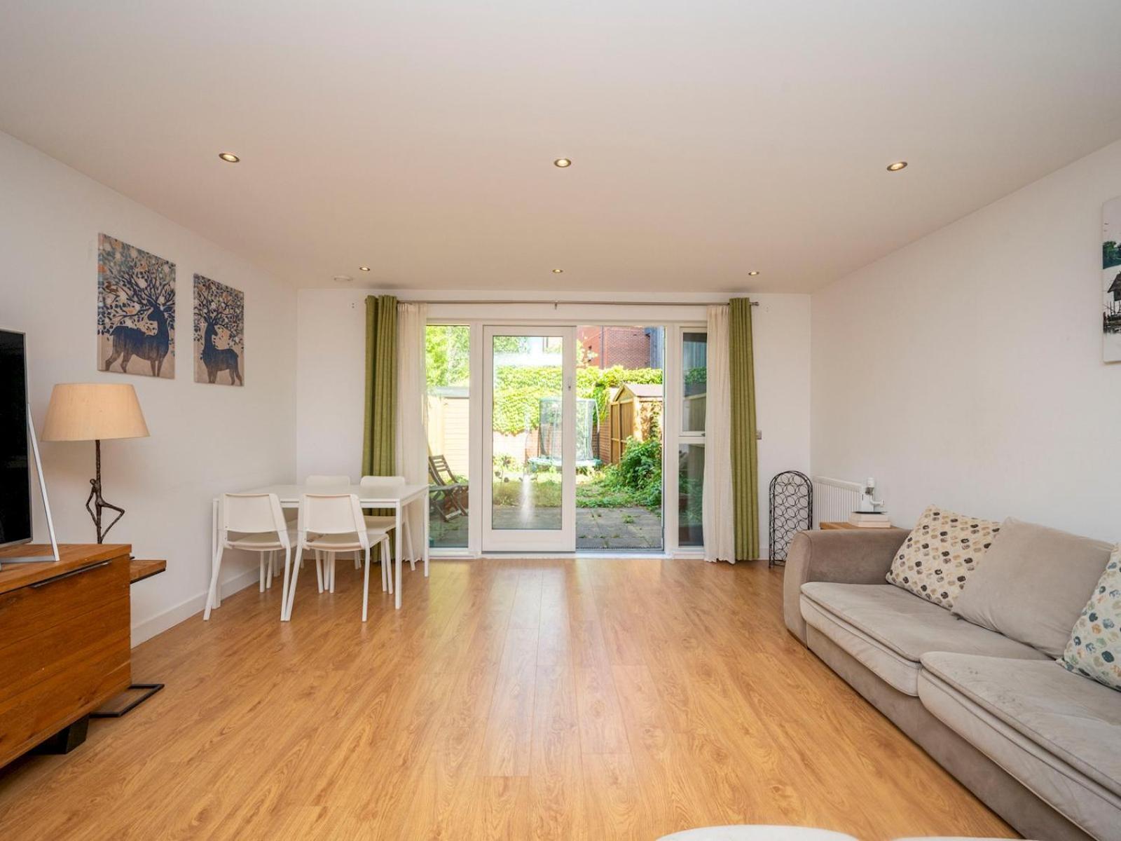Camberwell Central Spacious Townhouse Se5 Pass The Keys Londres