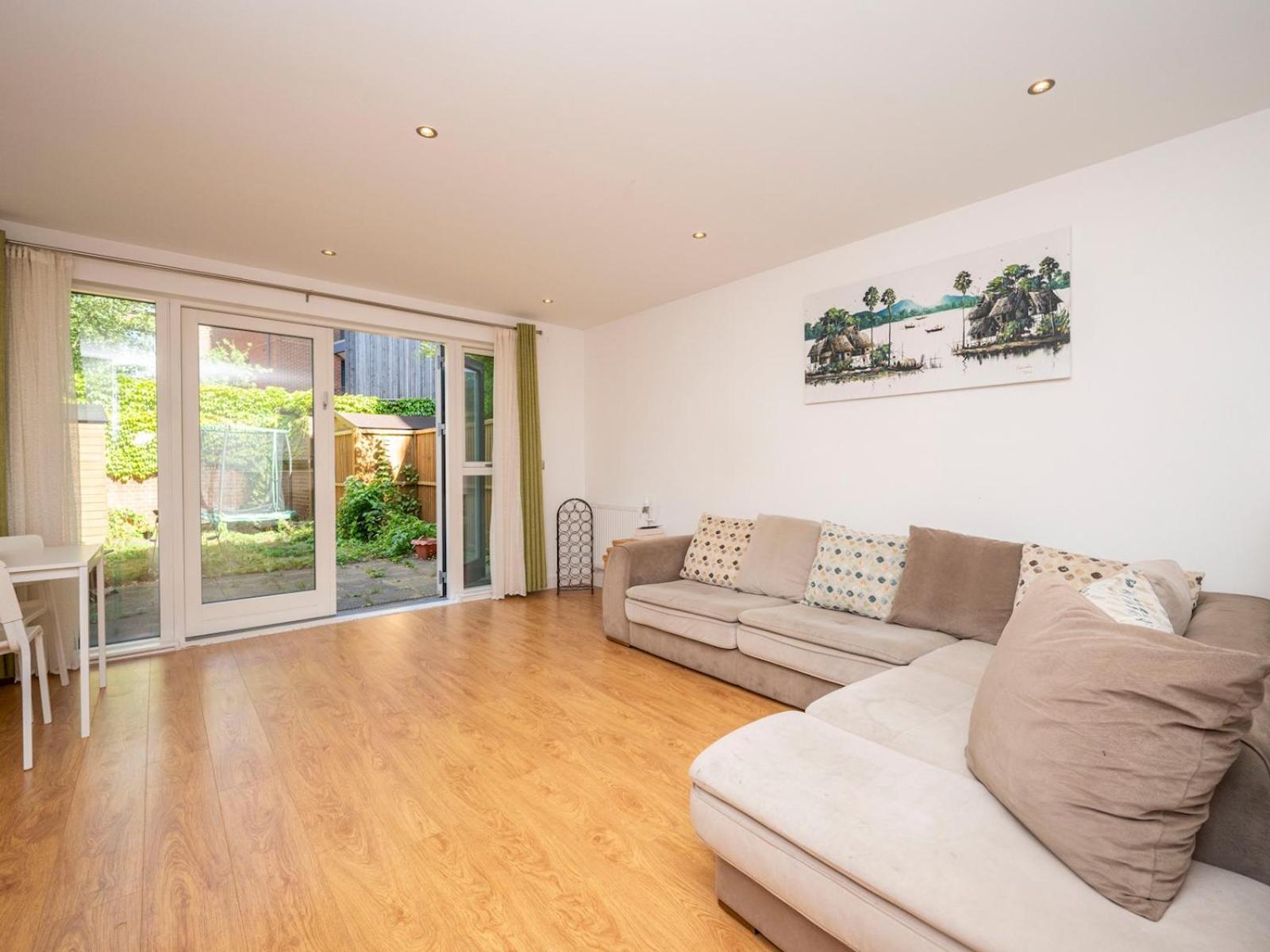 Camberwell Central Spacious Townhouse Se5 Pass The Keys Hébergement de vacances *