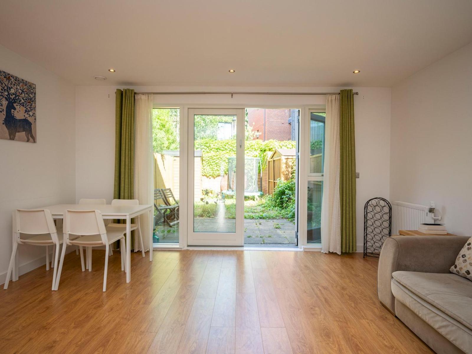 Camberwell Central Spacious Townhouse Se5 Pass The Keys Londres