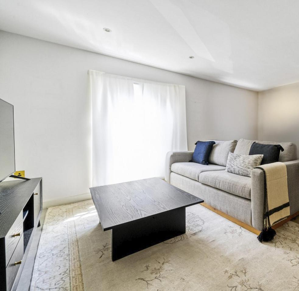 Chic 2 Bedrooms In Soho Appartement *