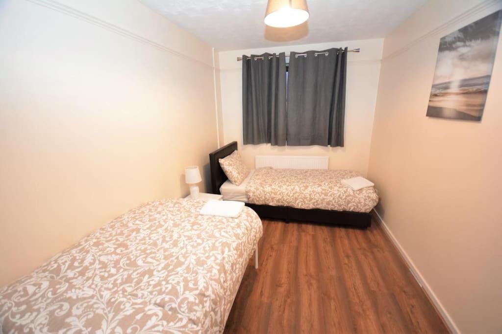 Hébergement de vacances Spacious 3 Bedroom House In Beckton