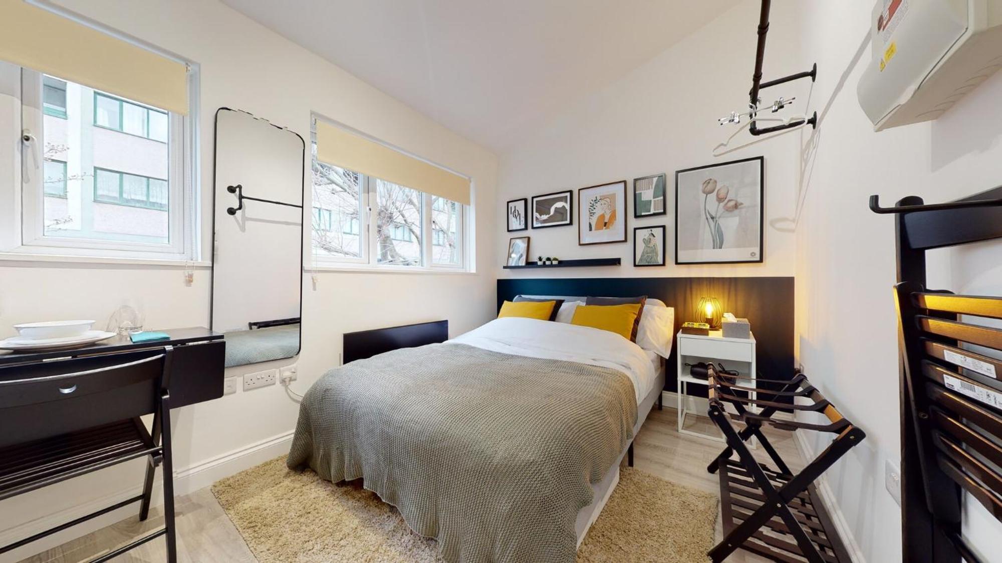 Stylish Near Regents Park! Apartment London