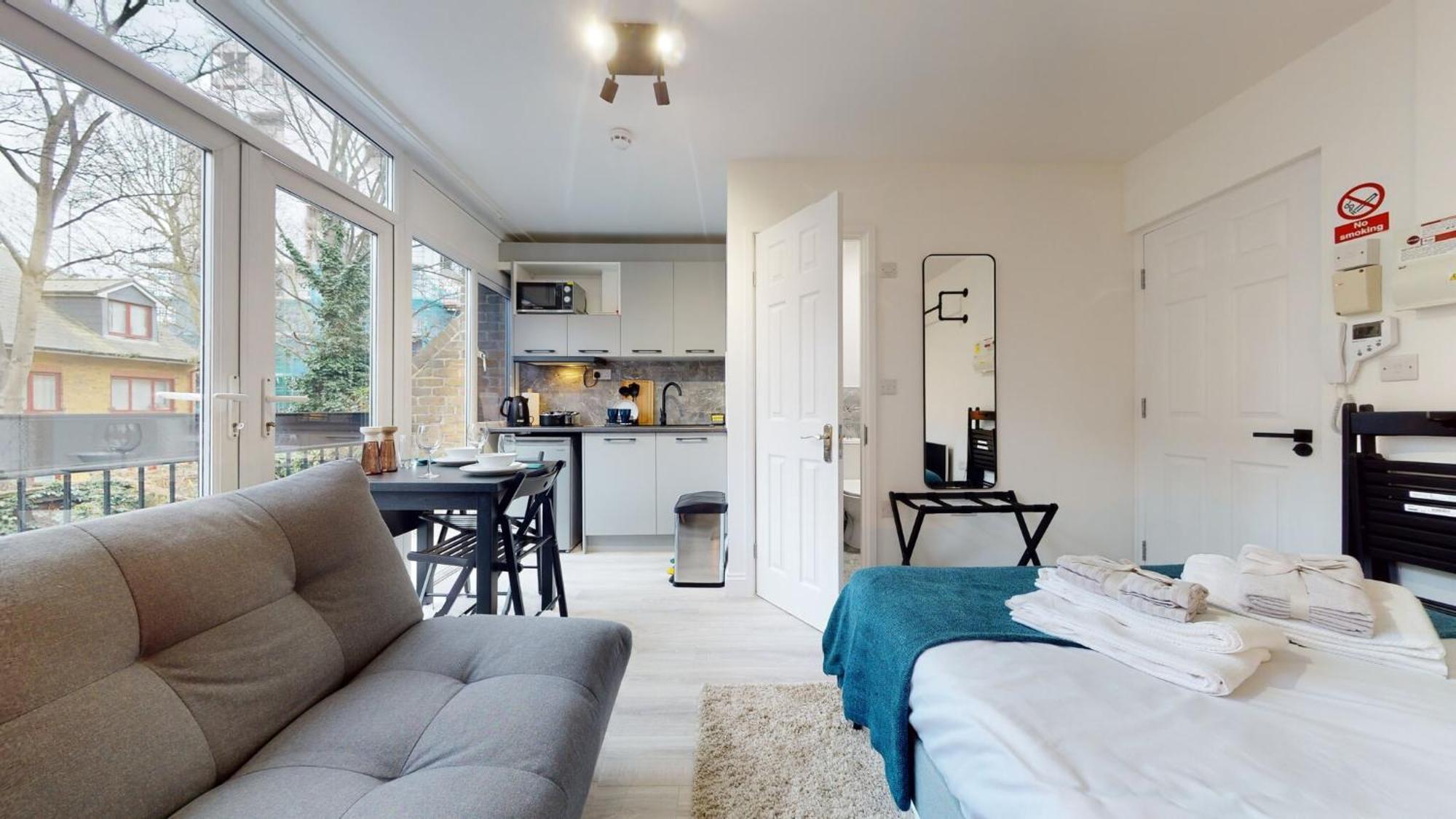 Stylish Near Regents Park! Apartment London