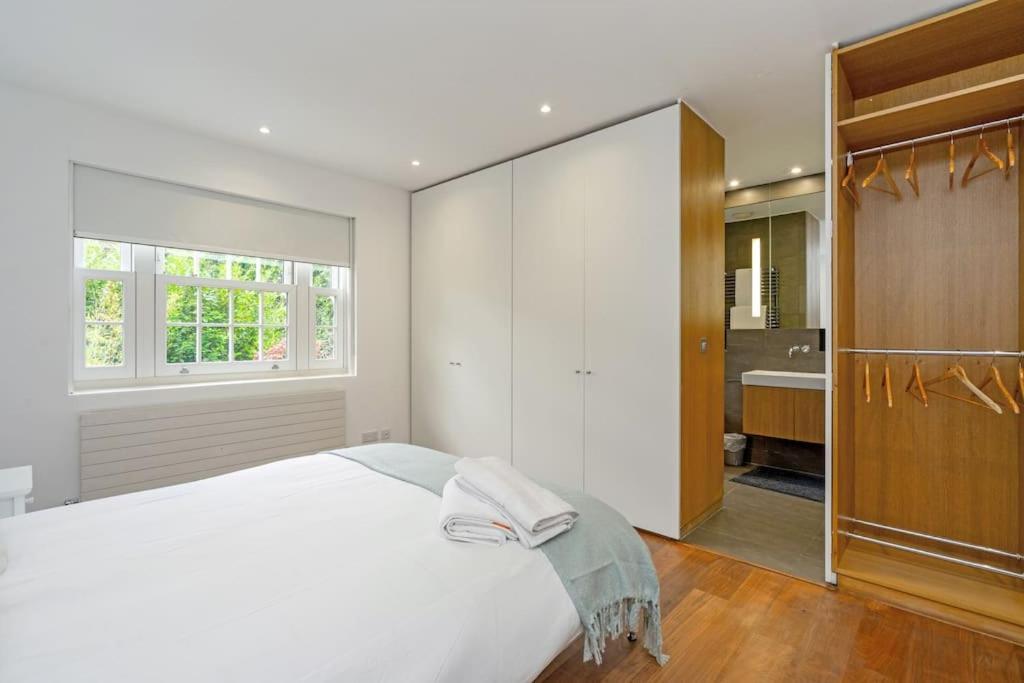 Appartement Stunning 4 Bedroom In Holland Park