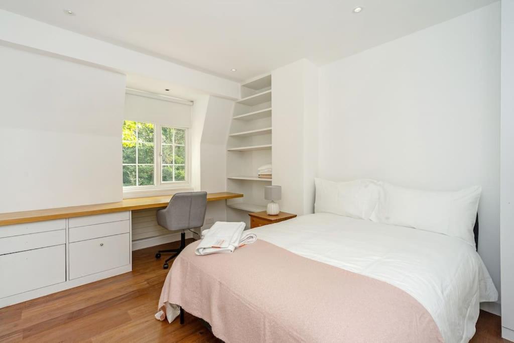 Appartement Stunning 4 Bedroom In Holland Park