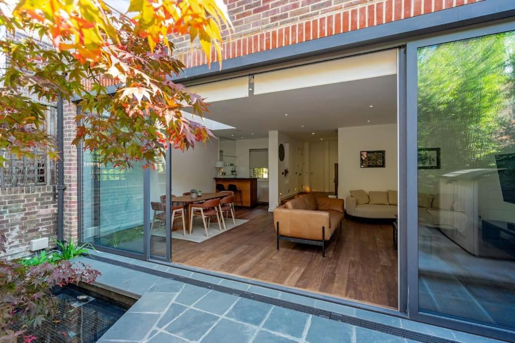 Stunning 4 Bedroom In Holland Park Appartement *