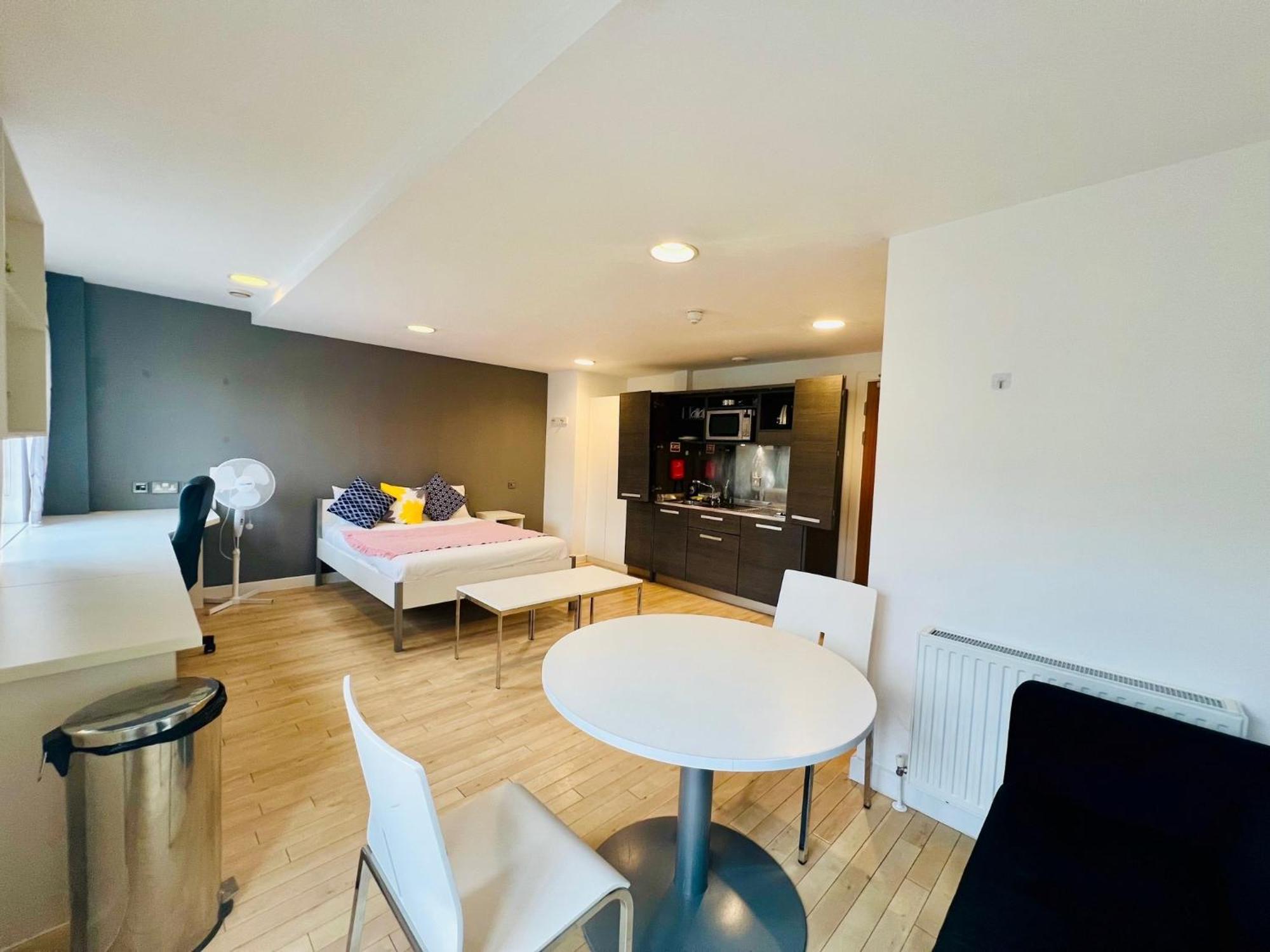 Stuhomes - Arundel House Londres
