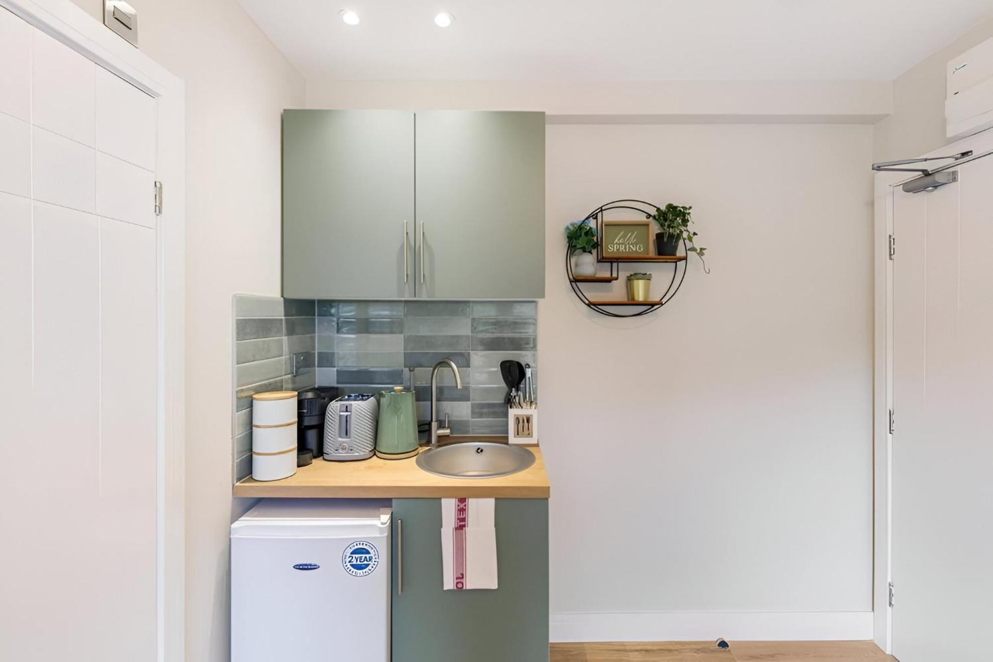 Serene Getaway With Calming Ambiance Apartamento