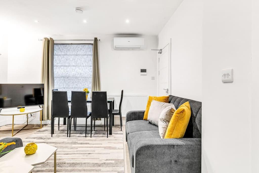 Luxaway Holland Park With Ac - Sleeps 8 Apartment *