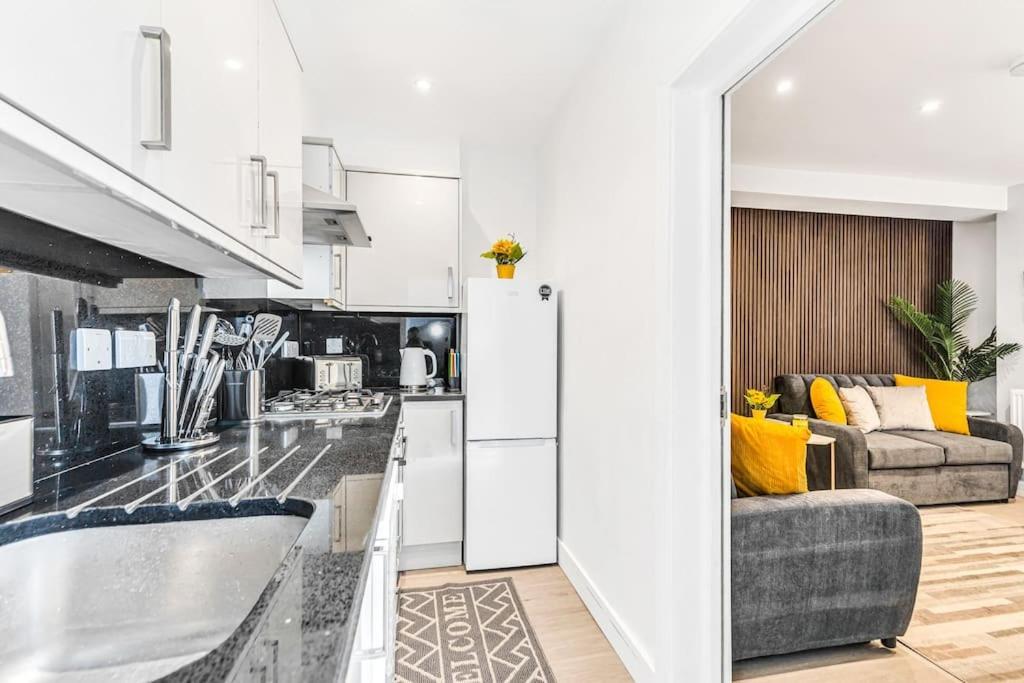 Luxaway Holland Park With Ac - Sleeps 8 London
