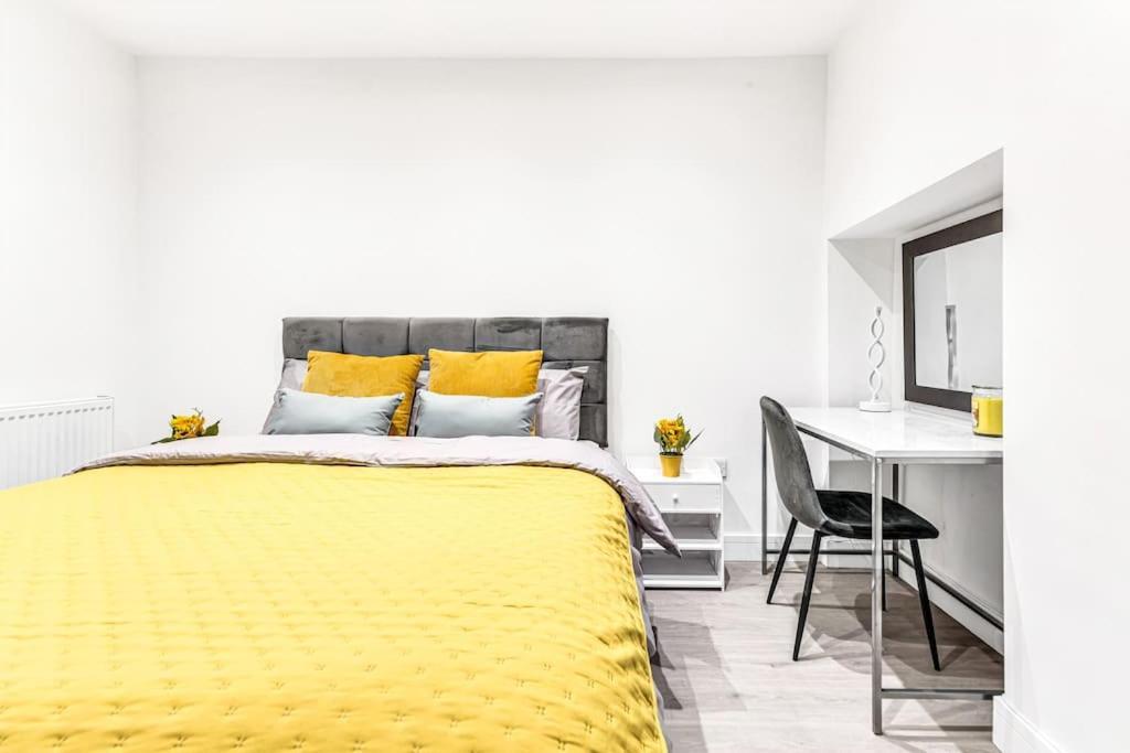Apartment Luxaway Holland Park With Ac - Sleeps 8