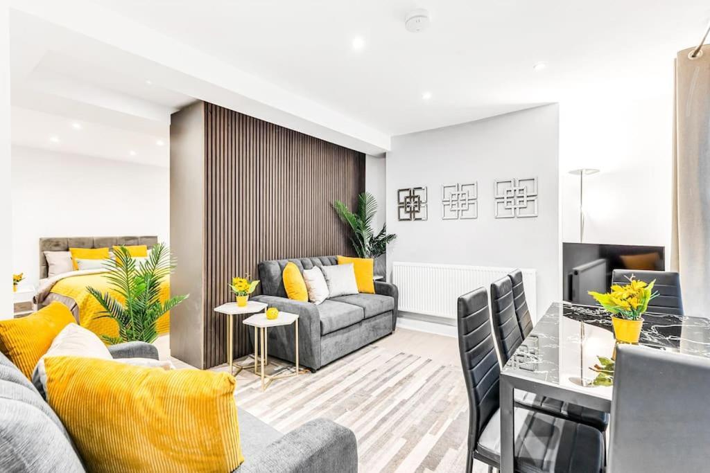 Luxaway Holland Park With Ac - Sleeps 8