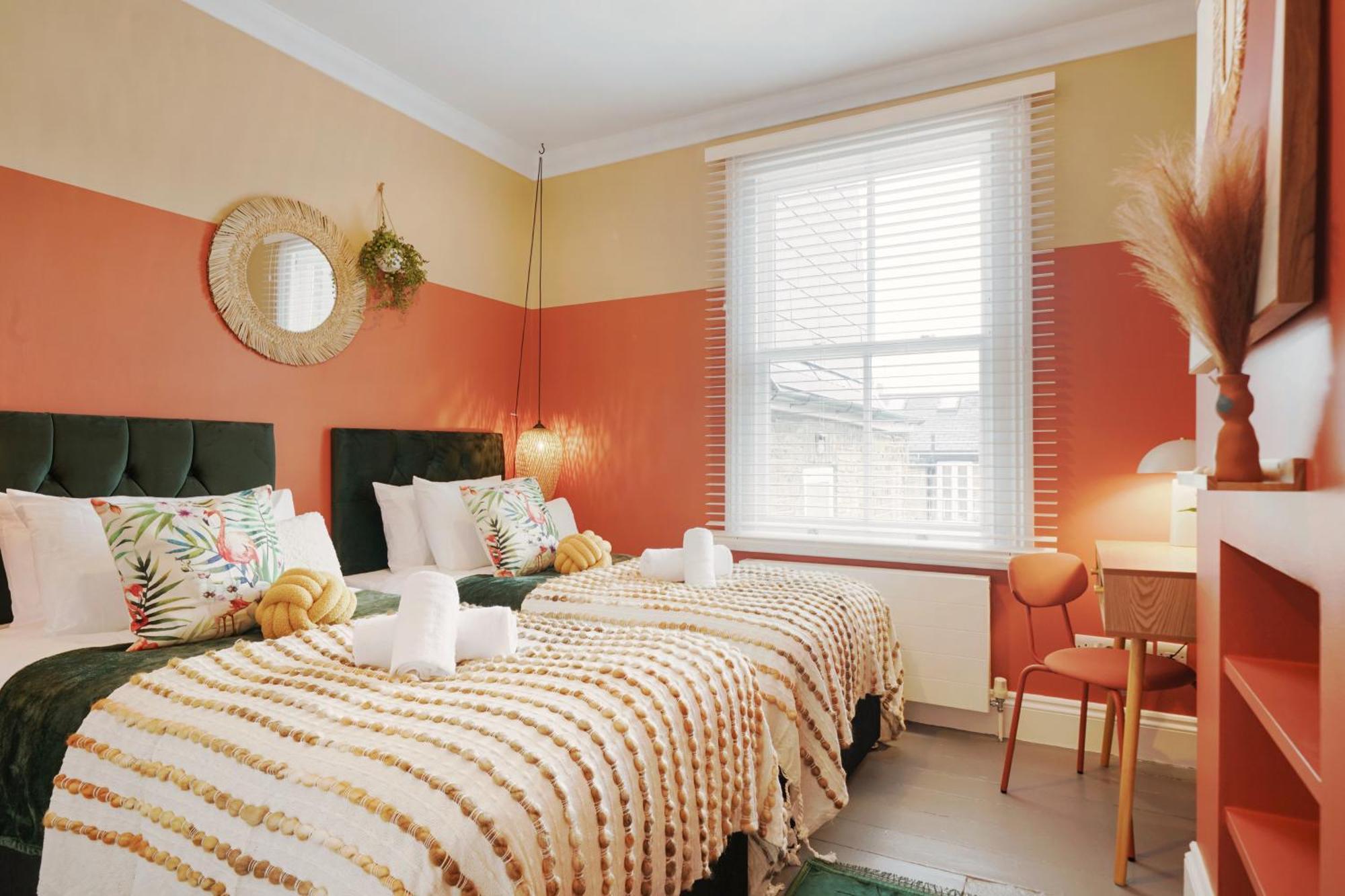 Villa Acton - Hot Tub, Cinema & Gaming Londres