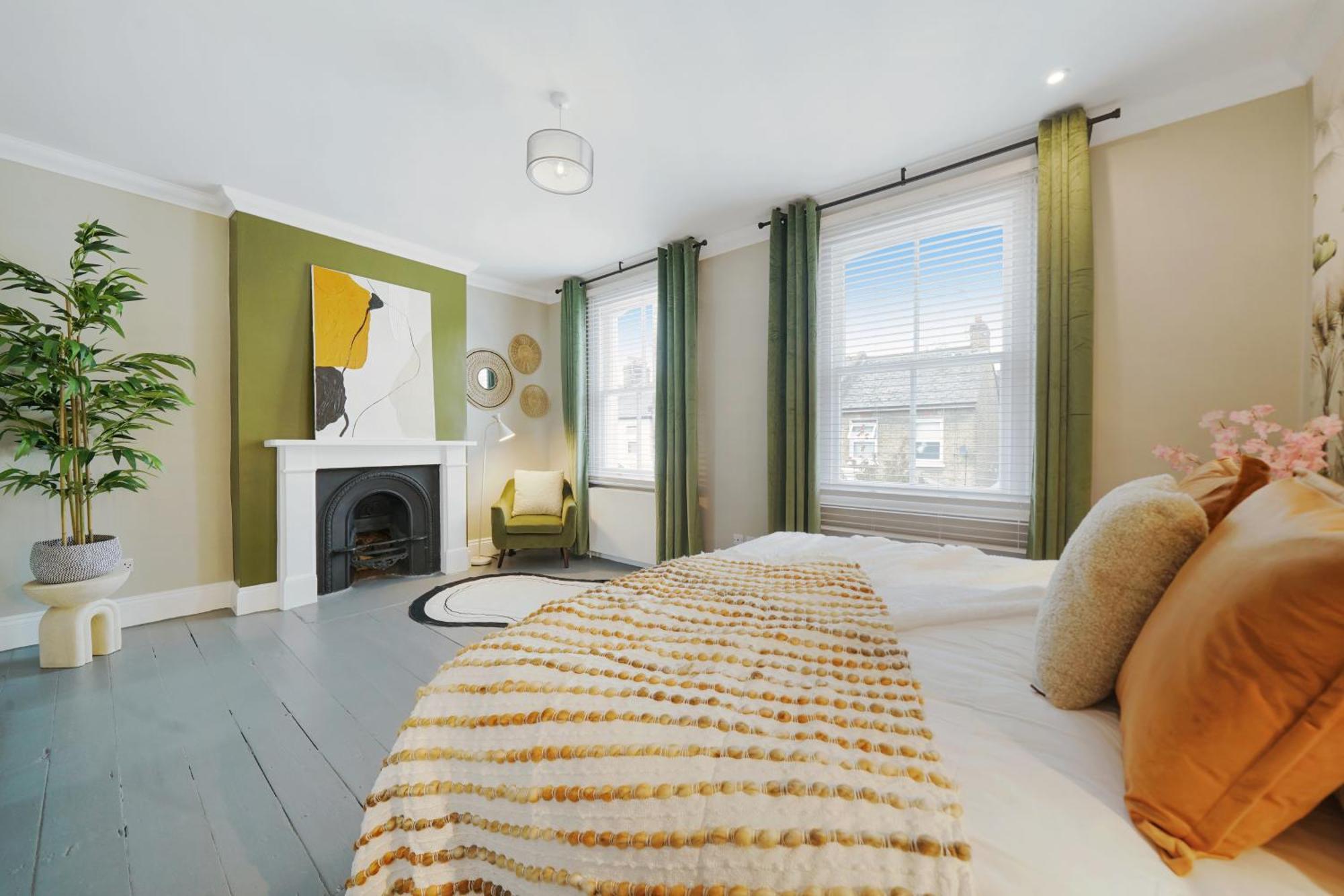Acton - Hot Tub, Cinema & Gaming * Londres