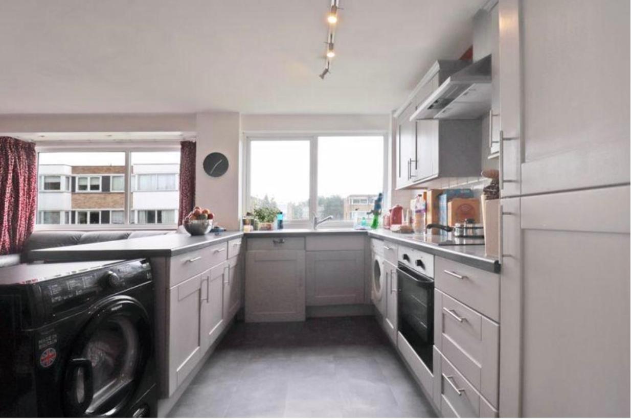 Spacious Wanstead Apartment- Sleeps 4! Appartement Londres