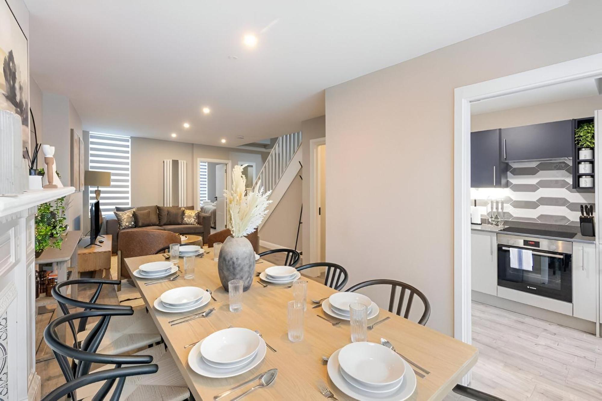 Apartamento Earthy Elegance Stylish 4br For Urban Escapes *