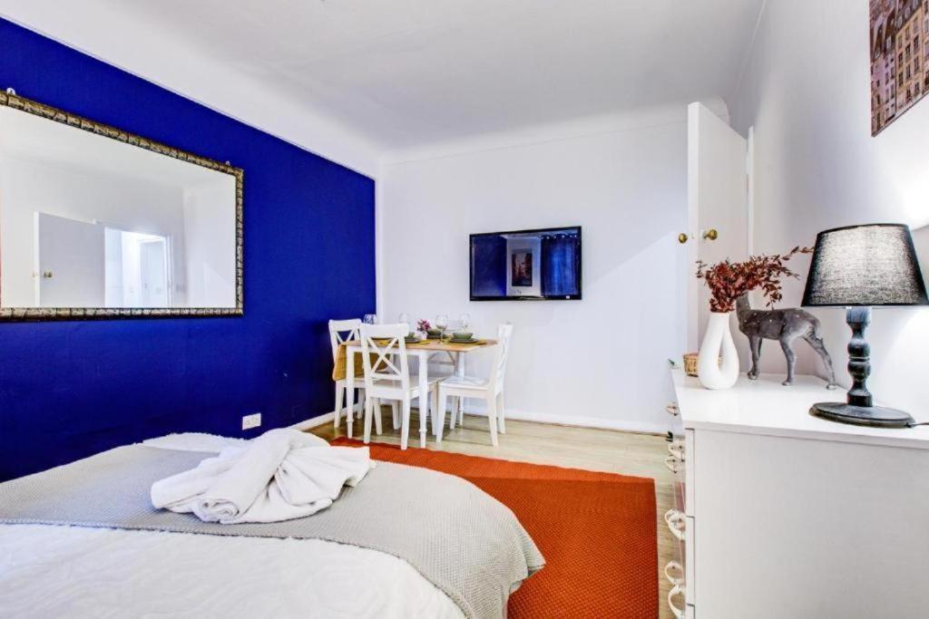 Comfortable Family Near Oxford Street *