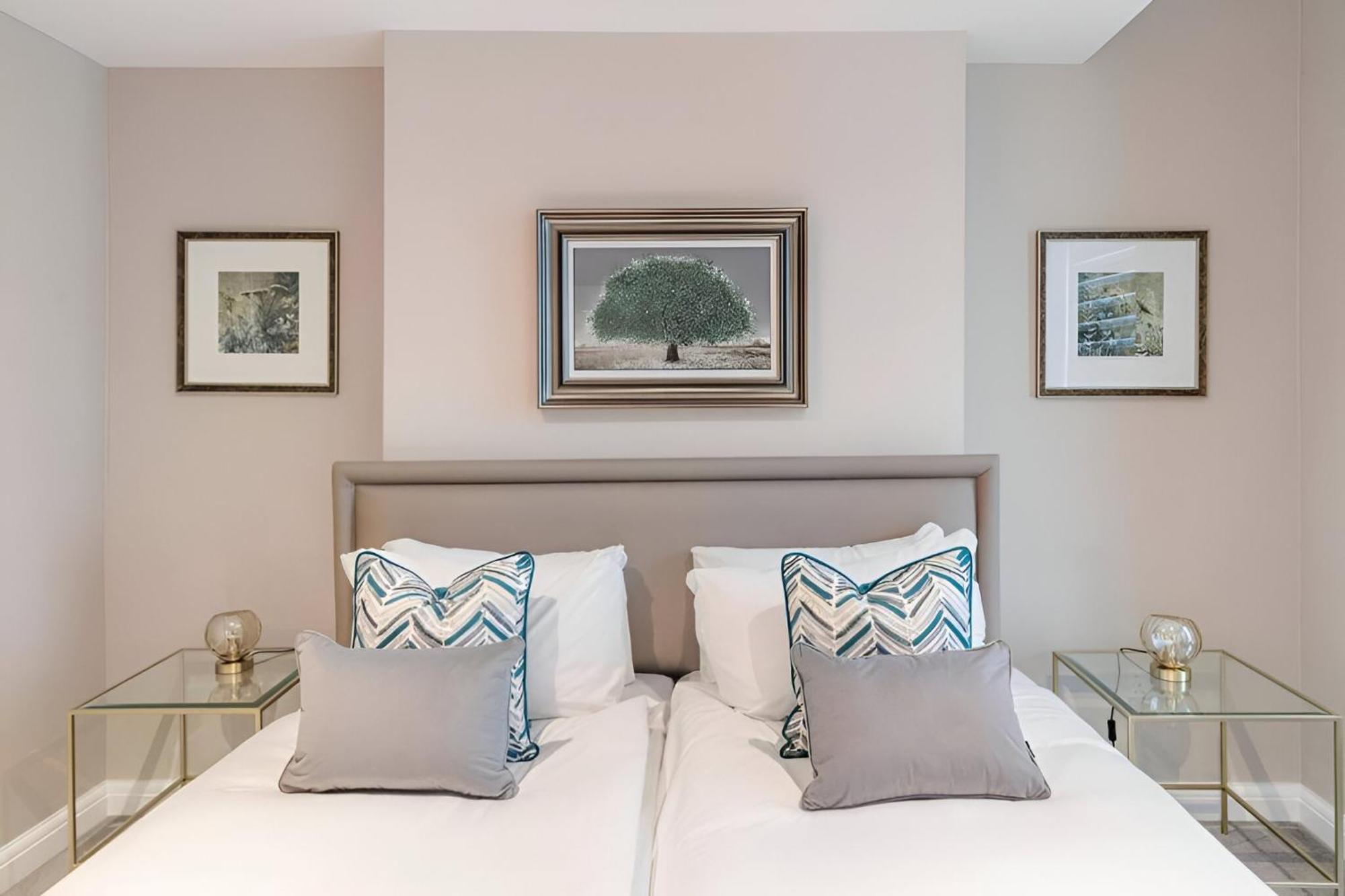Earthy Elegance Stylish 4br For Urban Escapes Apartamento