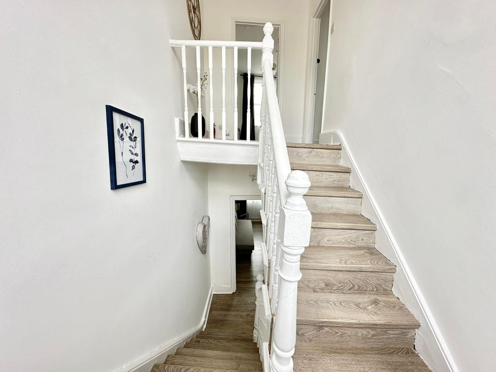 Apartment Central Two Bedroom *