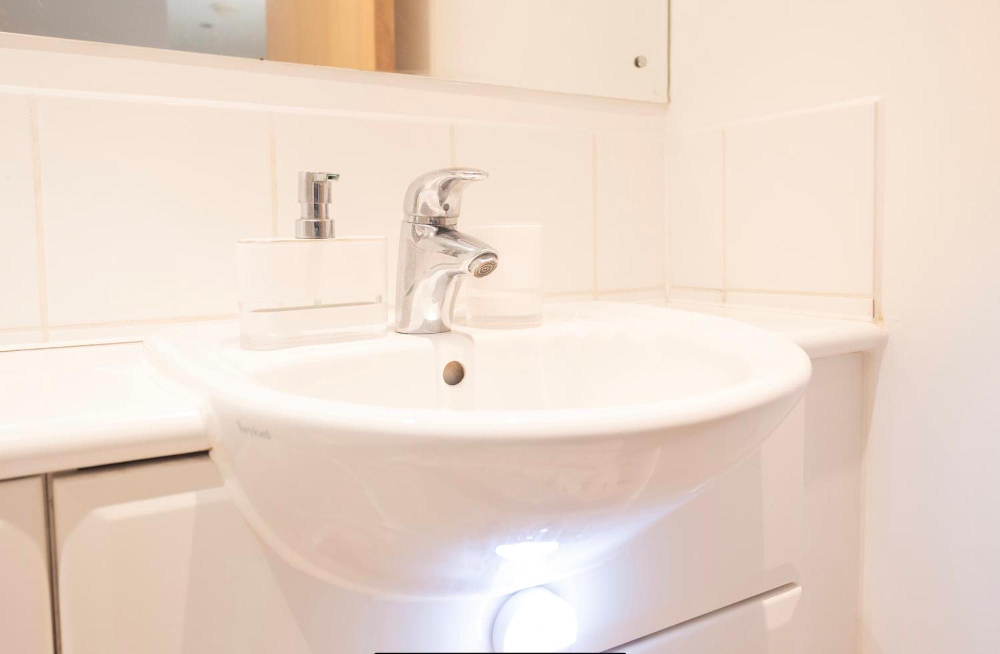 Privatunterkunft Cosy Riverview-london Excel Centre-o2 Arena *