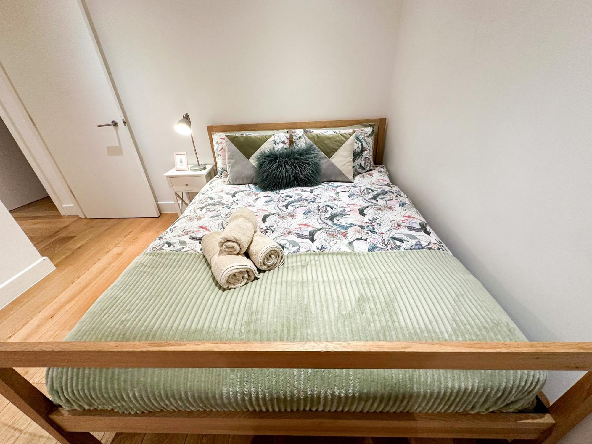 Chic 3 Bedroom Flat With Private Terrace In Holloway Near Finsbury Park Appartement *