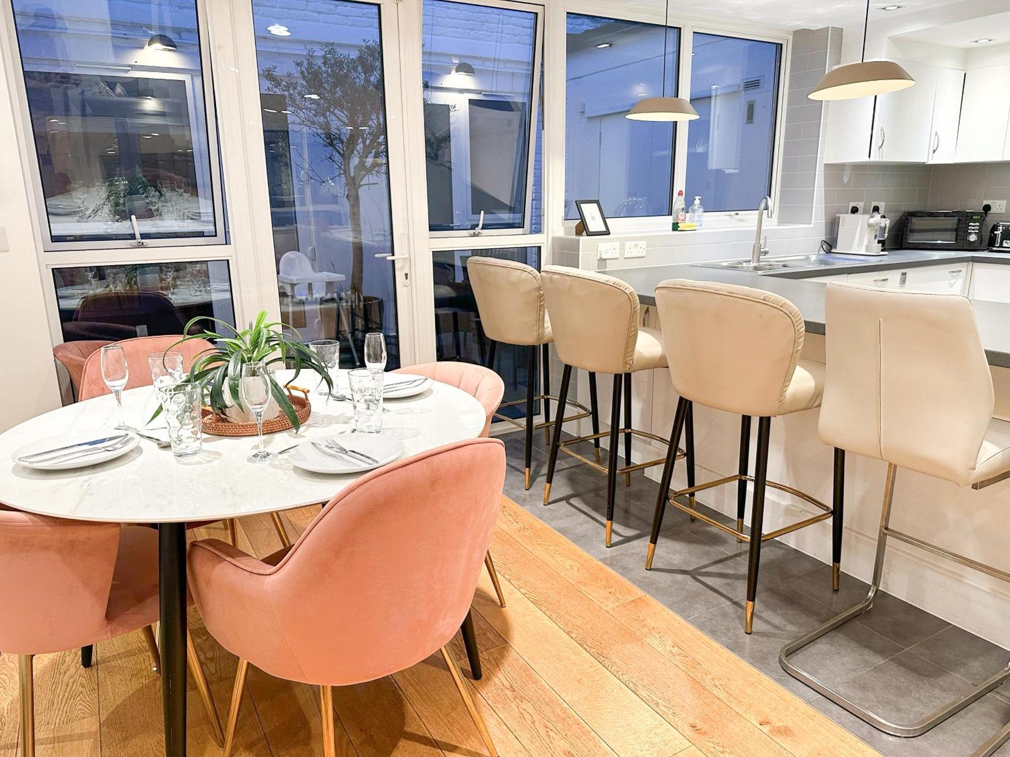 Chic 3 Bedroom Flat With Private Terrace In Holloway Near Finsbury Park Appartement Londres