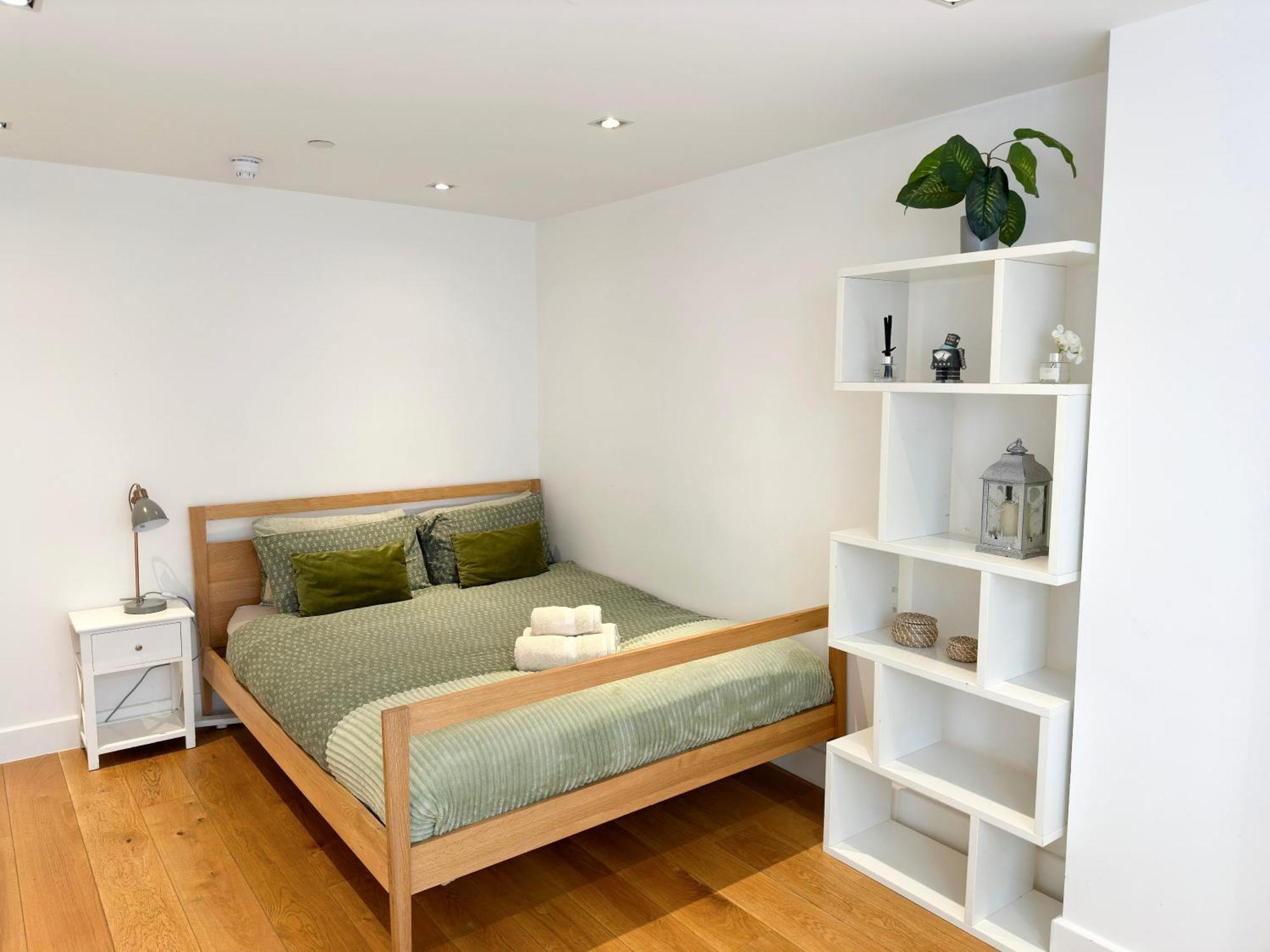 Chic 3 Bedroom Flat With Private Terrace In Holloway Near Finsbury Park Appartement Londres
