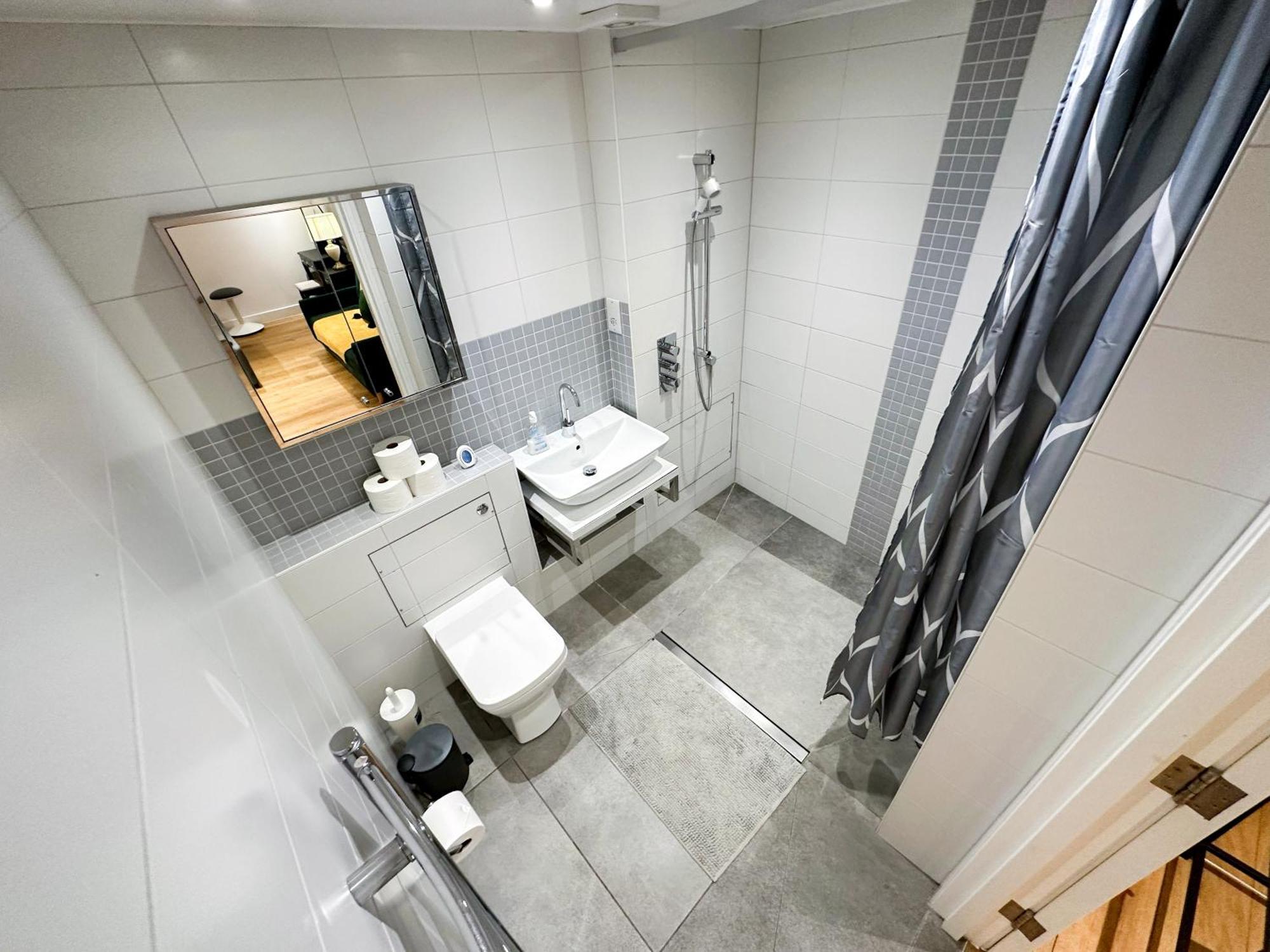 Appartement Chic 3 Bedroom Flat With Private Terrace In Holloway Near Finsbury Park