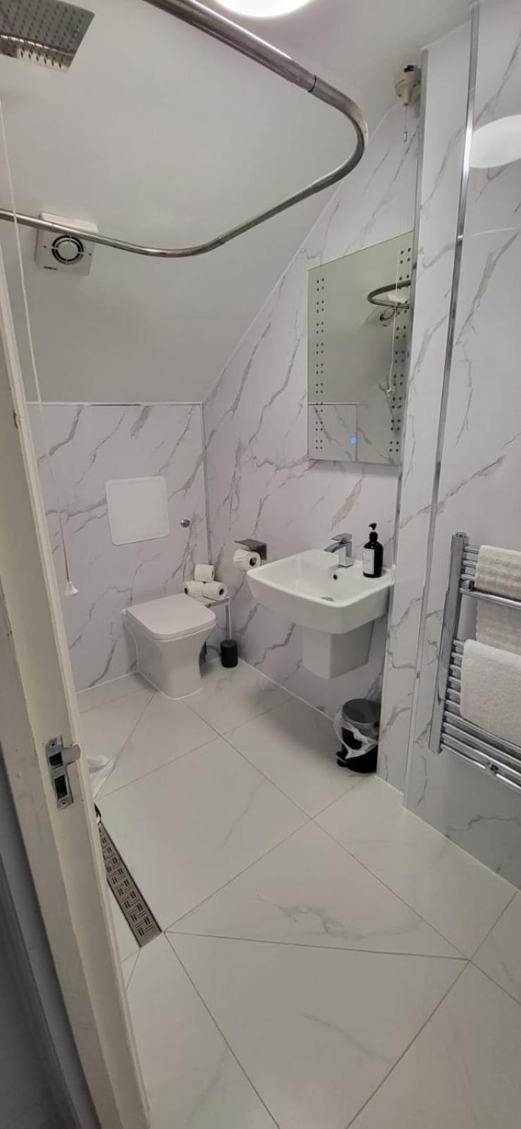1 Bed, G-floor Close To O2, Excel And Airport * London
