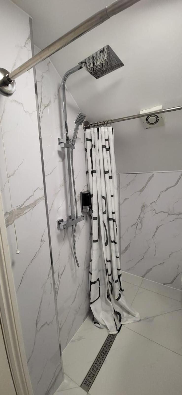 Apartment 1 Bed, G-floor Close To O2, Excel And Airport *