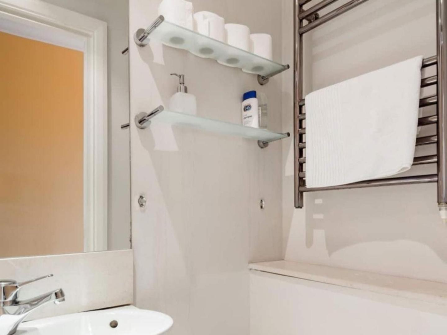 Apartamento Sunny 1 Bedroom Flat In