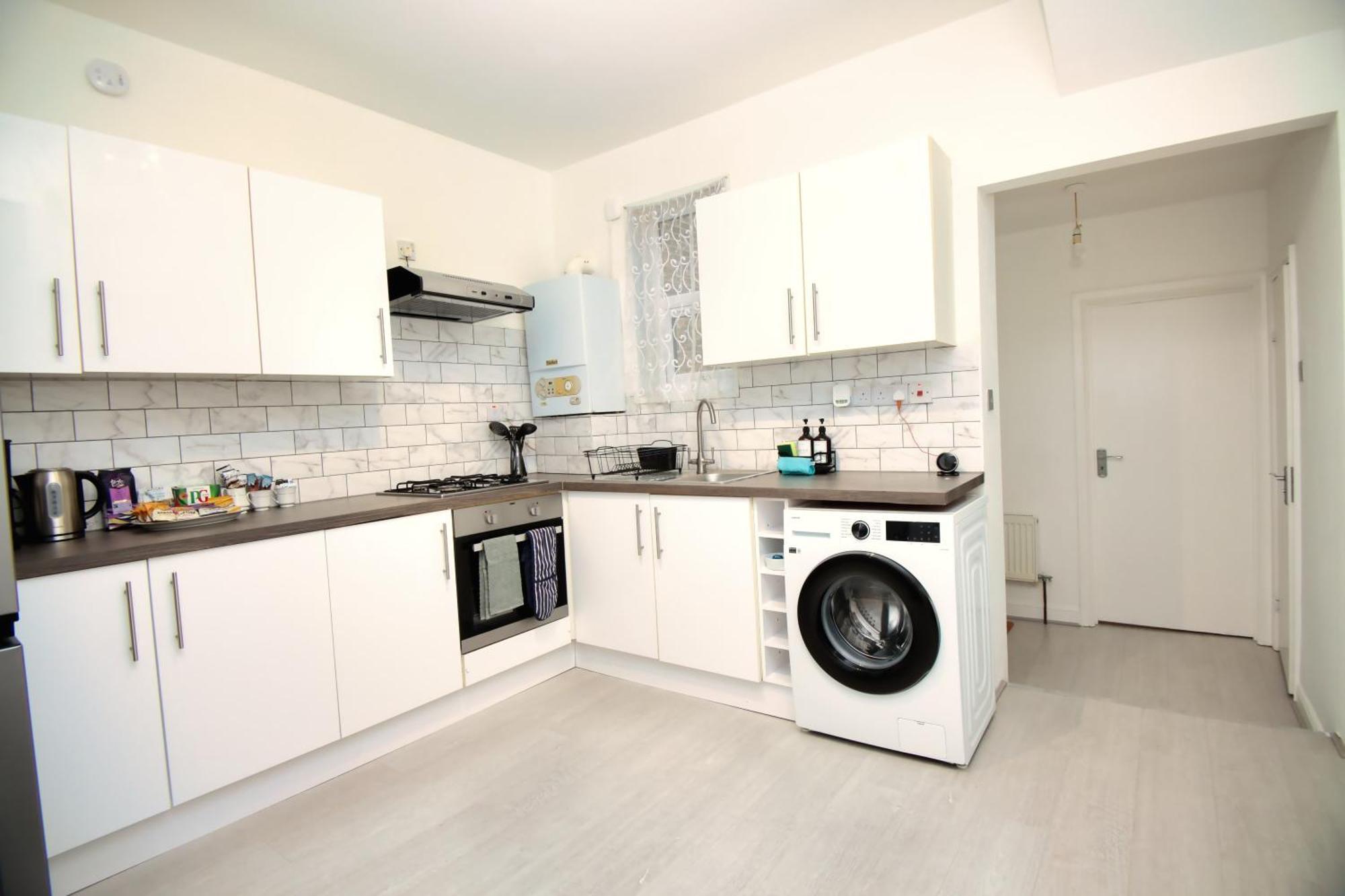 Serviced Near Tottenham Hotspurs Football Stadium Great For Contractors Apartamento *