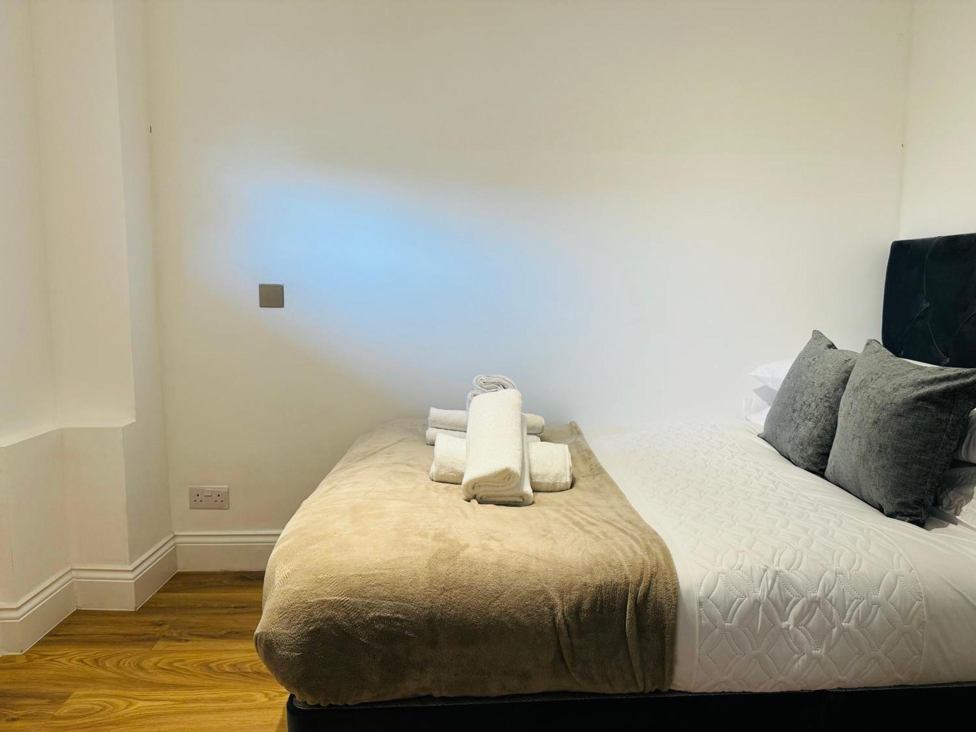 Earlsfield - Two Bedroom Flat Appartement