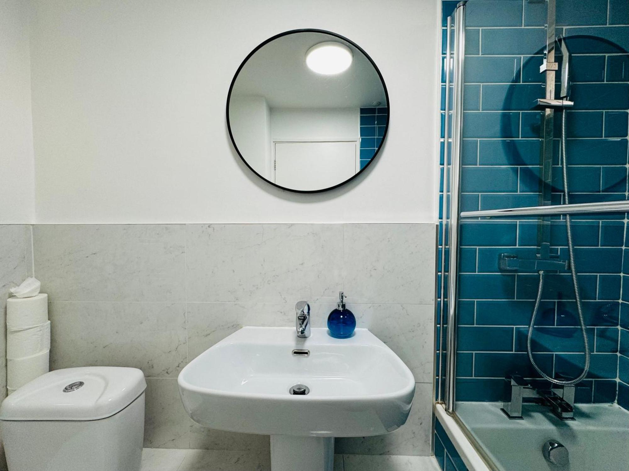 Earlsfield - Two Bedroom Flat Appartement