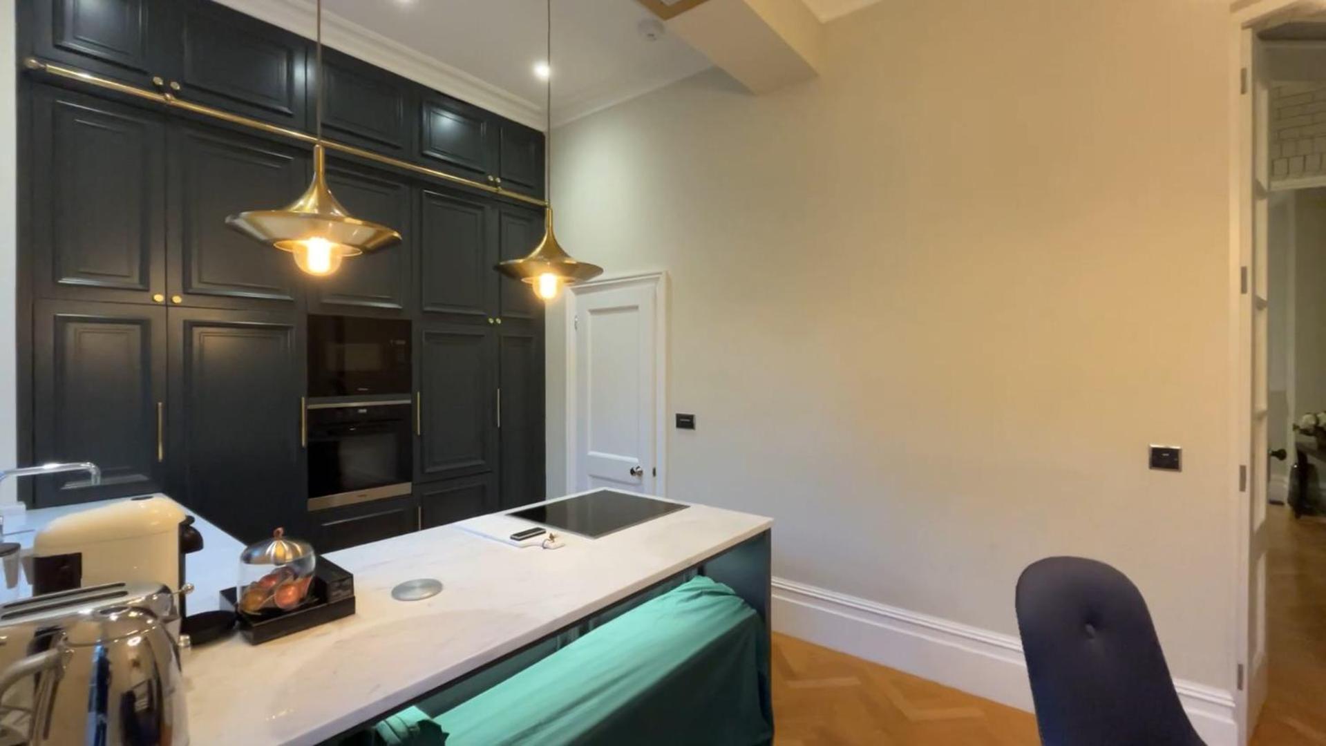Exceptional Three-bedroom With Three En-suite Bathrooms * Londres