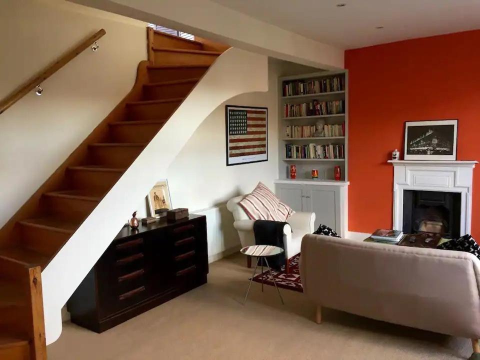 Stylish Floor 1 Bed Flat In West Hampstead Appartement Londres